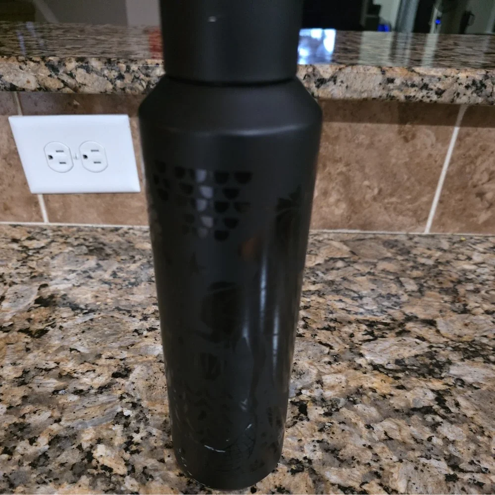 Starbucks Matte Black Siren Vacuum Insulated Stainless Steel Water Bottle 20oz